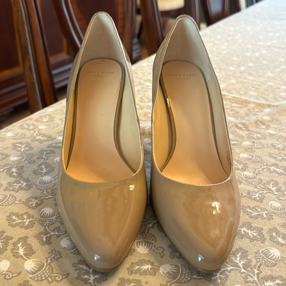 Cole Haan Beige Pumps - size 10B (never worn) - Picture 1 of 4